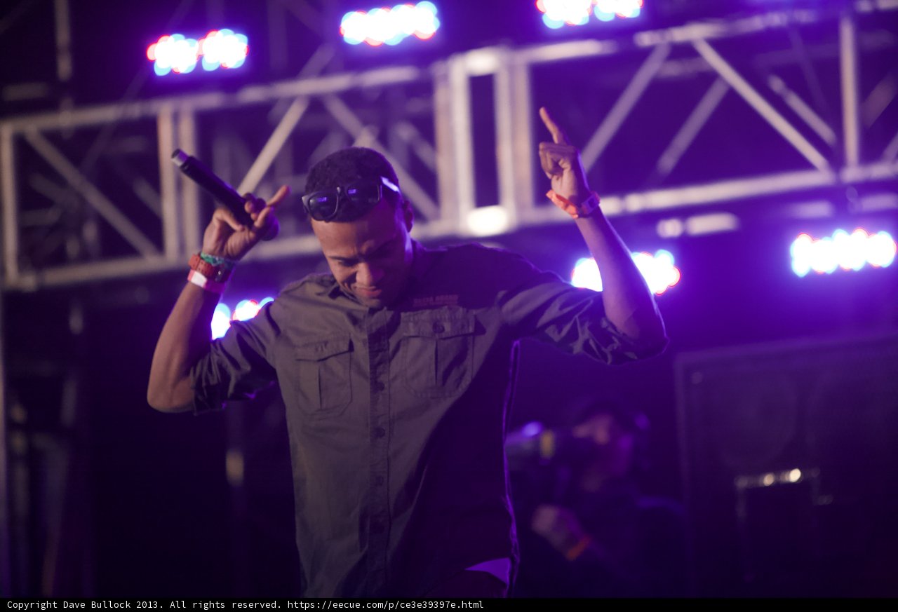 Hands Up, Spotlight On