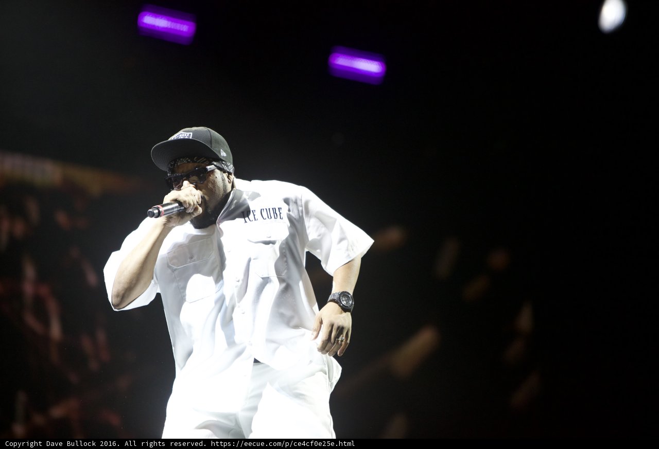 Solo Performance in White