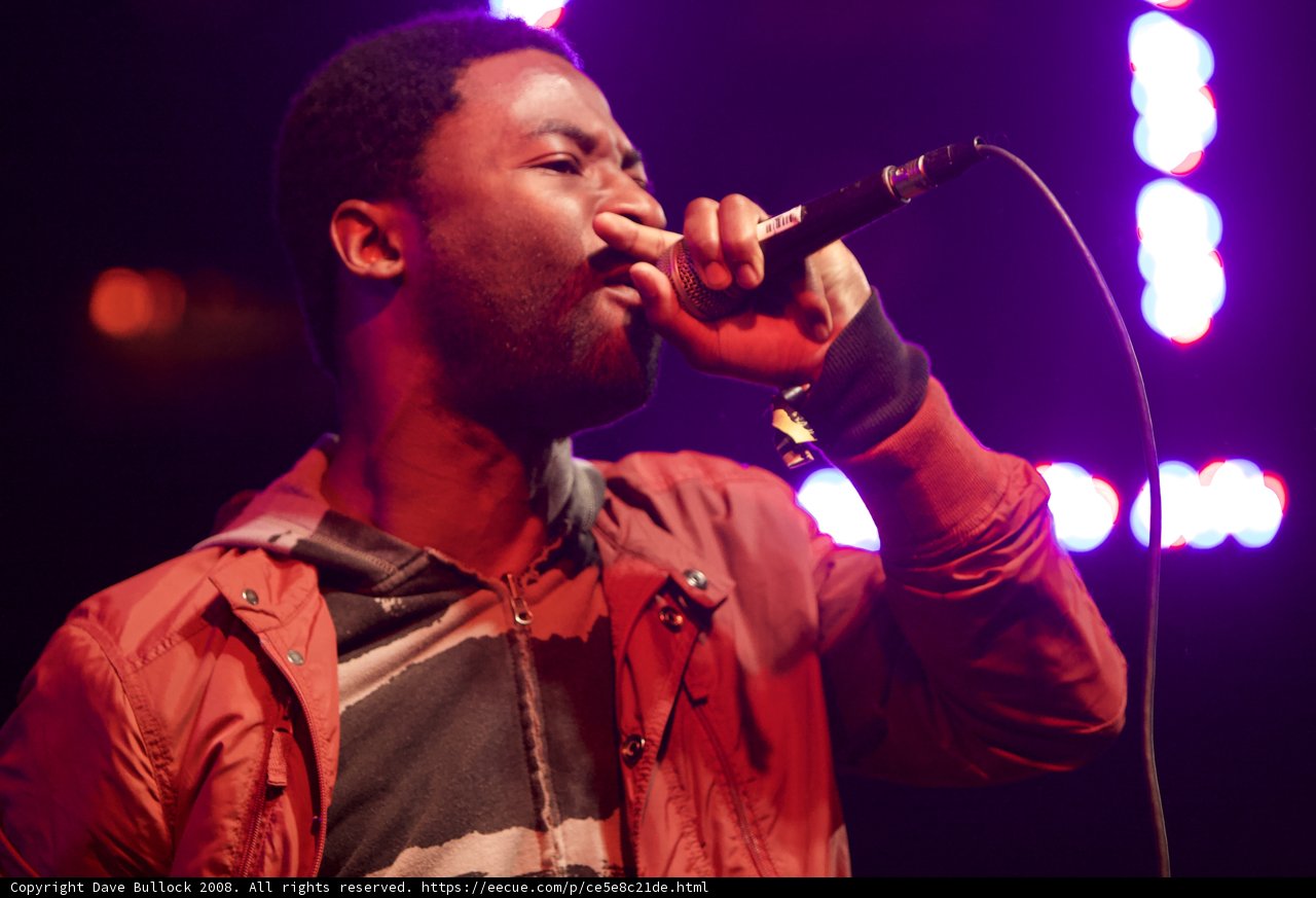 Red Jacket Incites Coachella Crowd with Melodic Vocals