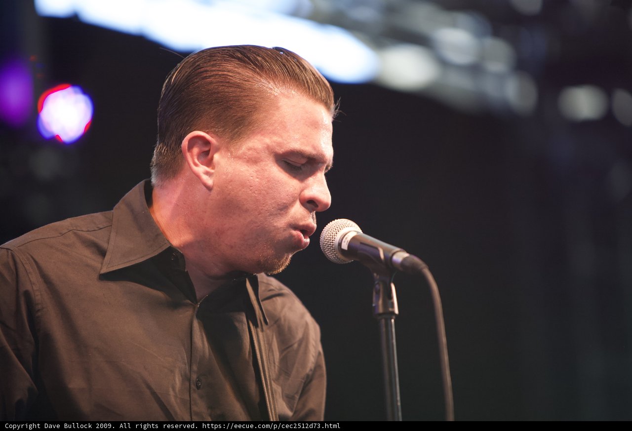 Black-shirted singer electrifies Coachella crowd
