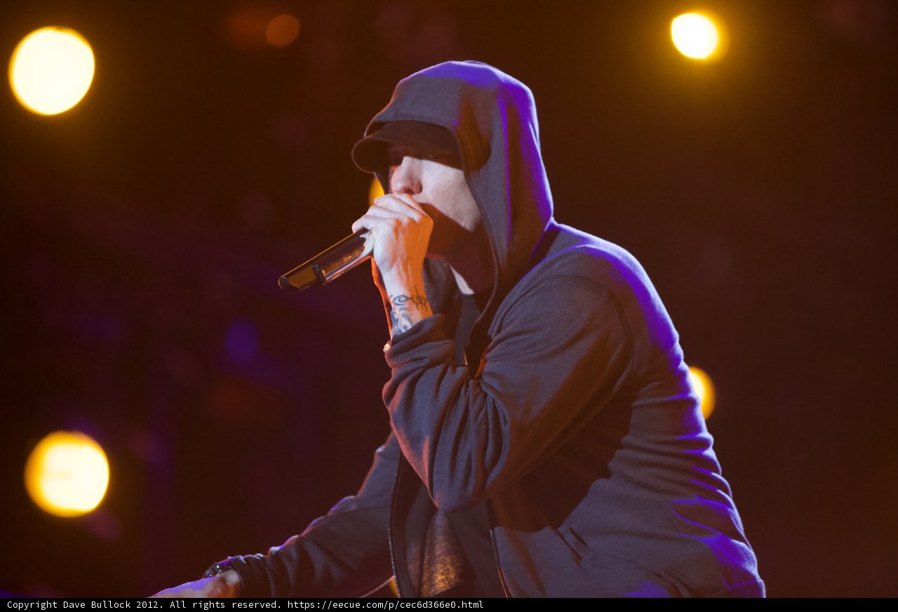 Eminem's Electrifying Solo Performance at VMAs
