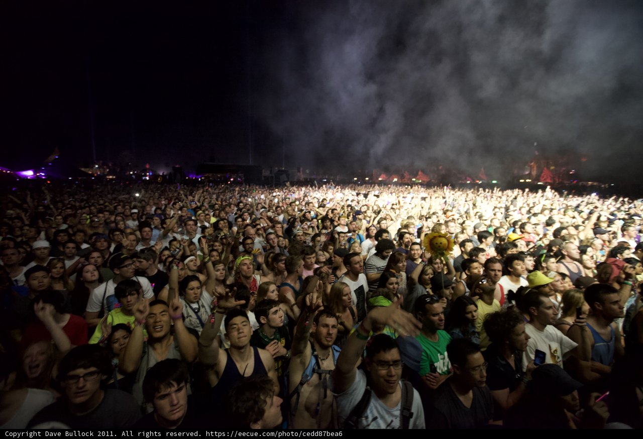 Coachella 2011: A Night Sky Filled with Music and People