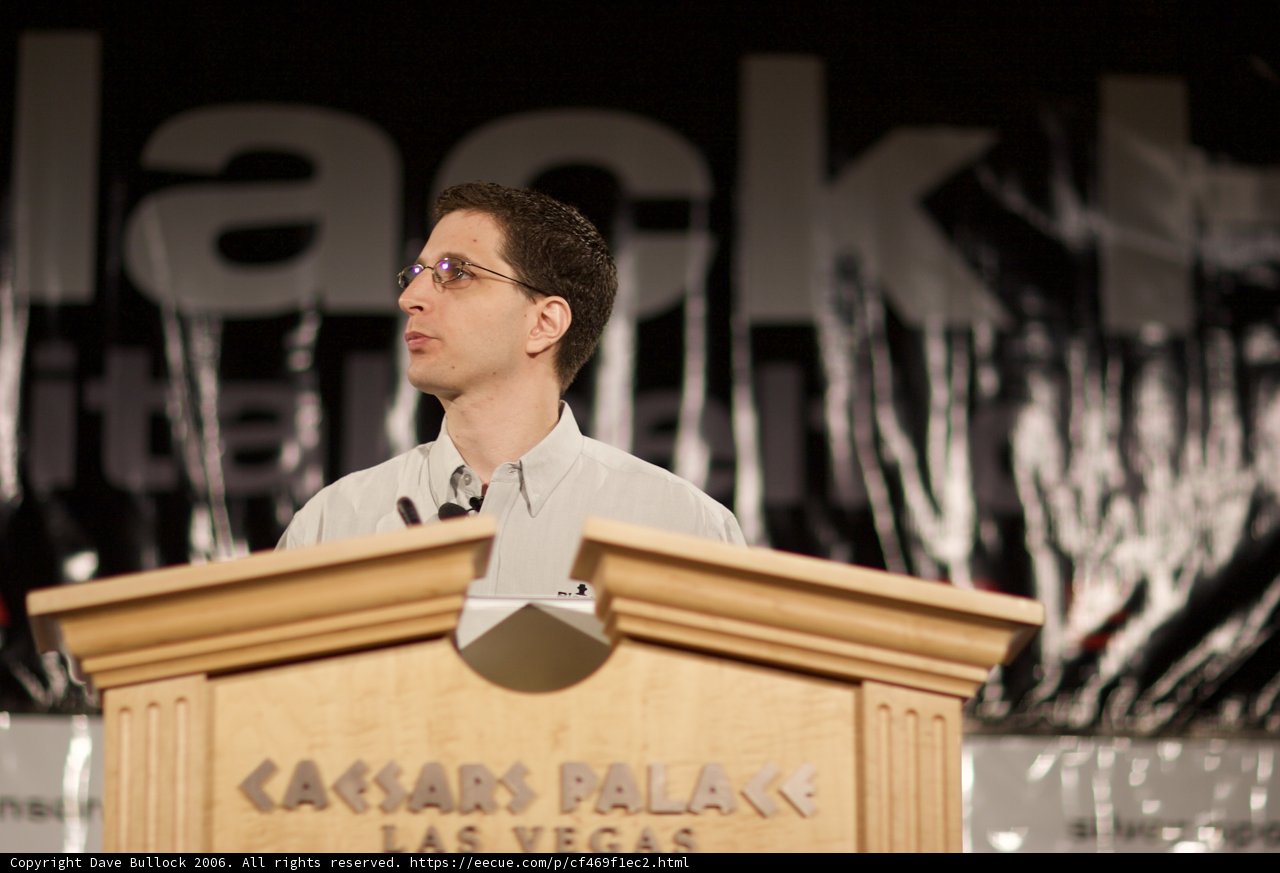 Speech in front of the Crowd