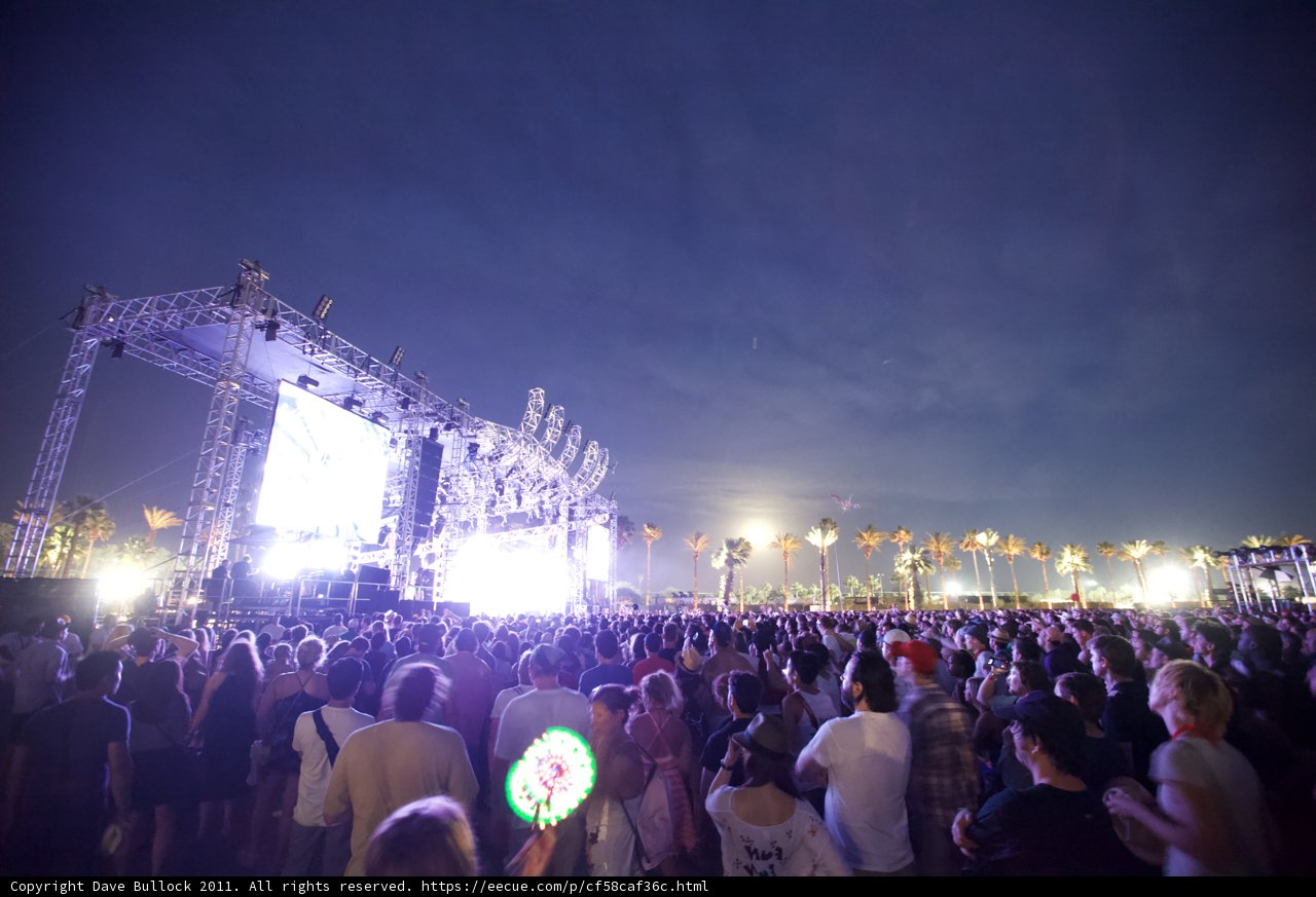 Coachella 2011: A Night of Music and Lights