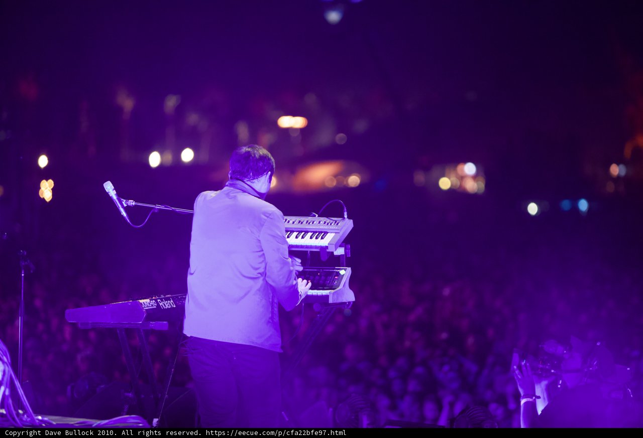 Suit and Keys: An Entertainer's Solo Performance
