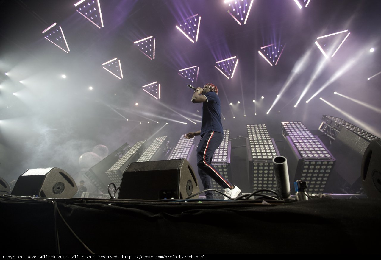 Rockin' the Stage