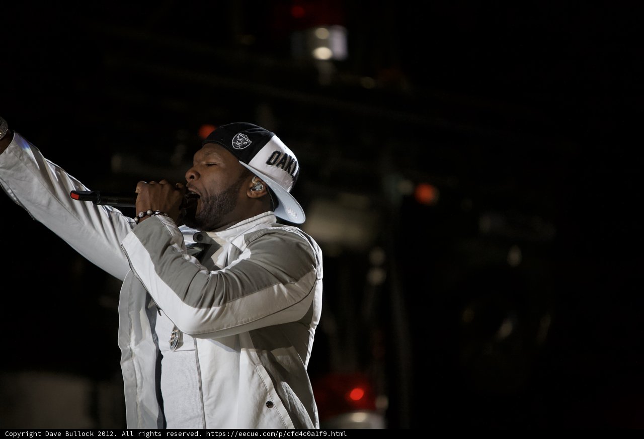 The Performer in White