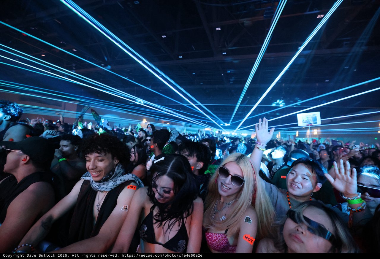 Laser Light Show Ignites Wobbleland 2026 Dance Floor