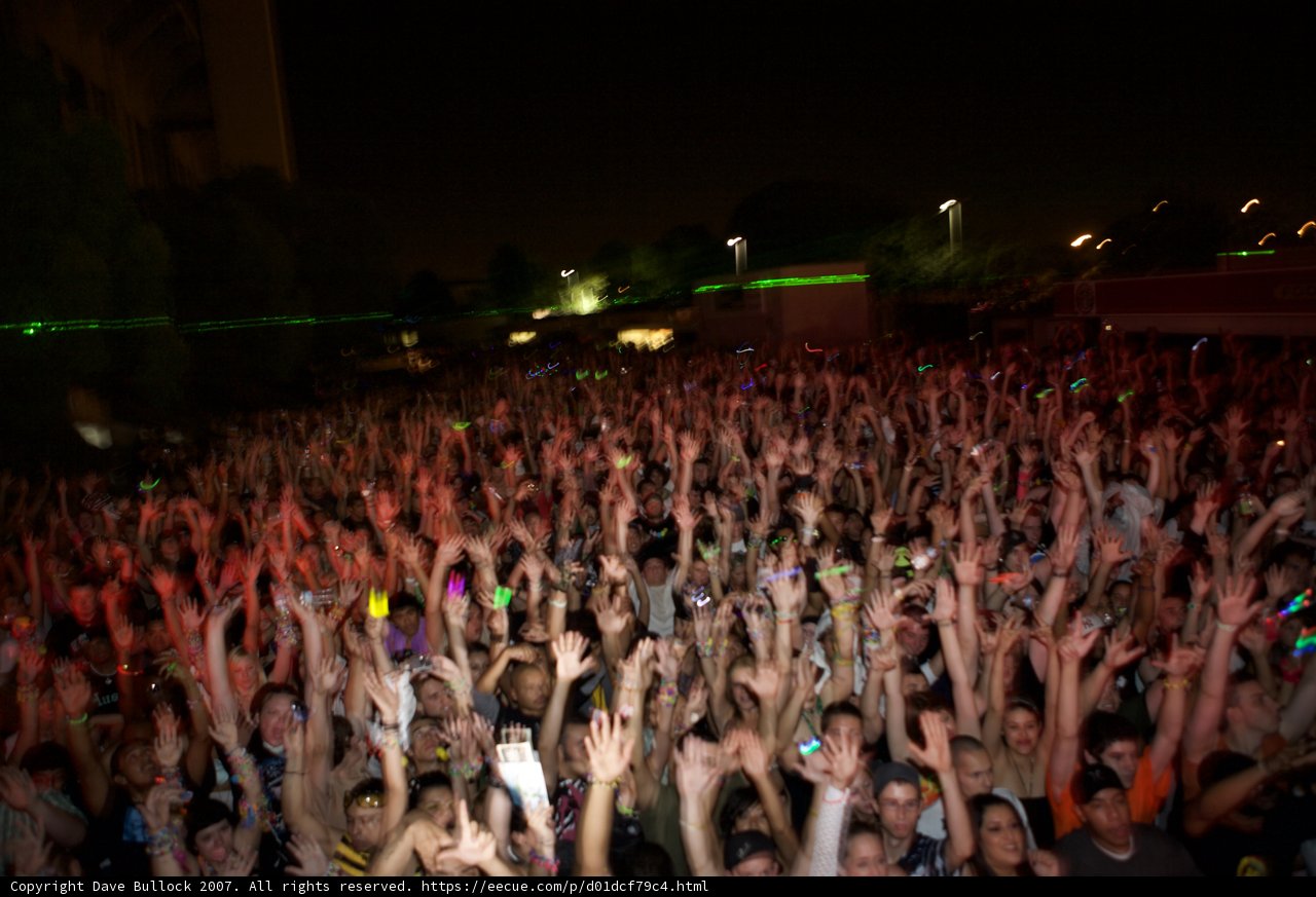 EDC Crowd Goes Wild