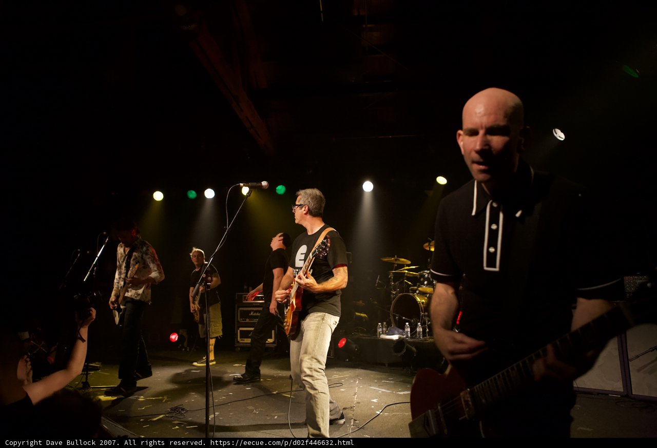 Bad Religion Rocks the Glasshouse