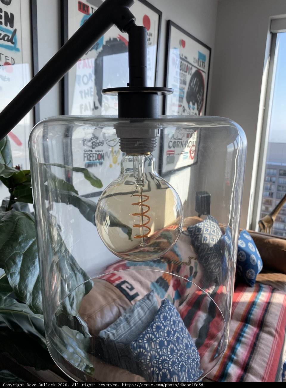 Illuminating Glass Lamp