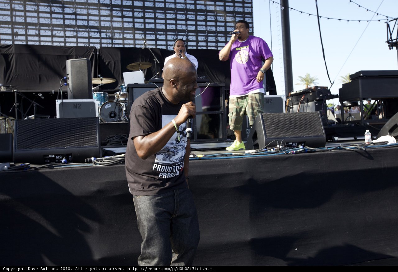Purple Shirt Performer Takes the Stage