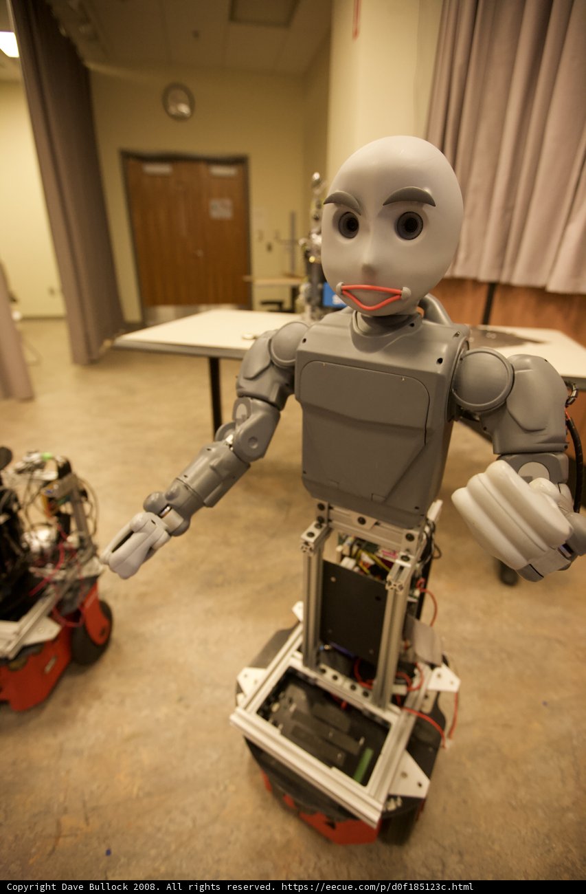 Robotic Assistant and Table