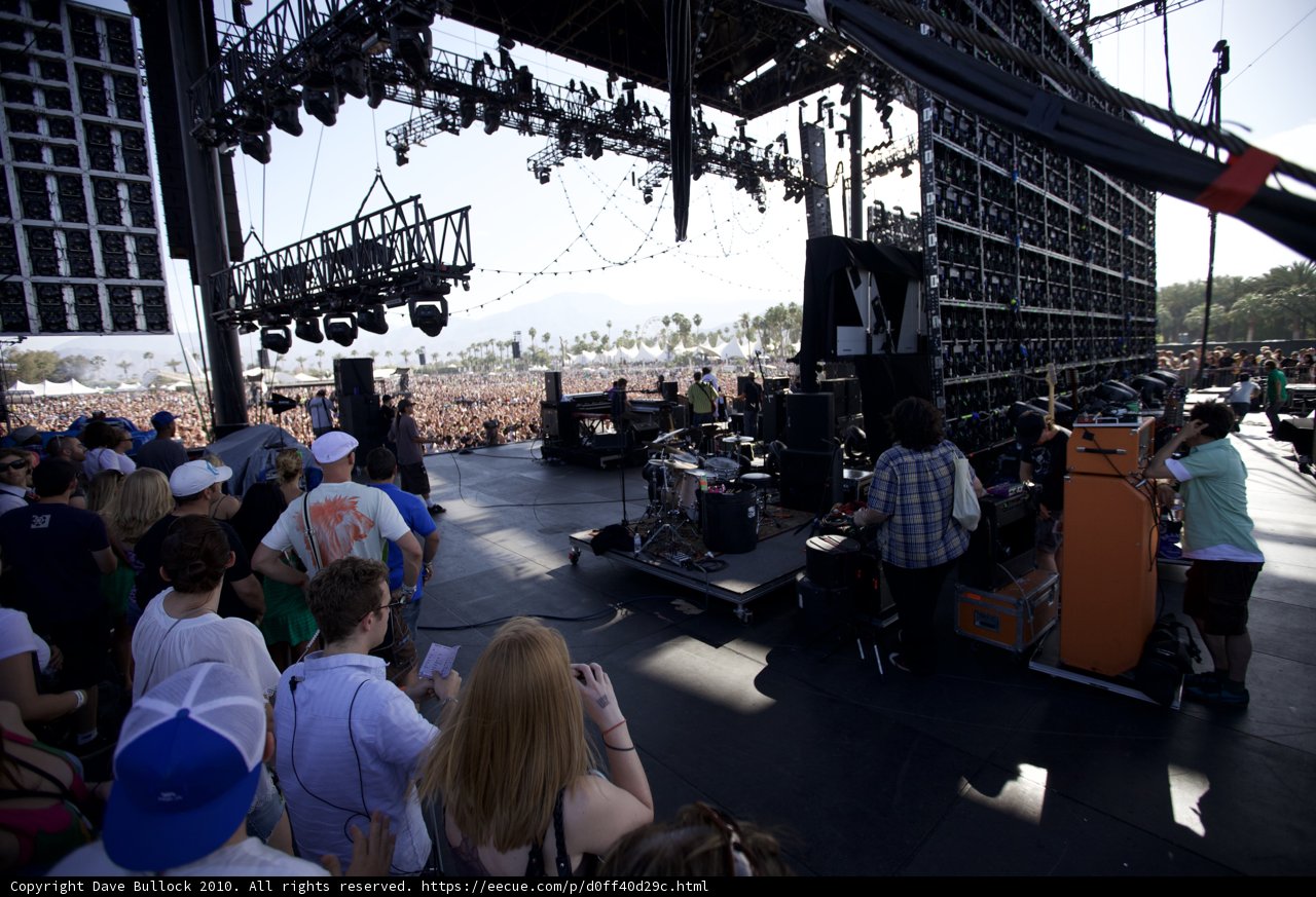 The Epic Coachella Sunday Concert Crowd