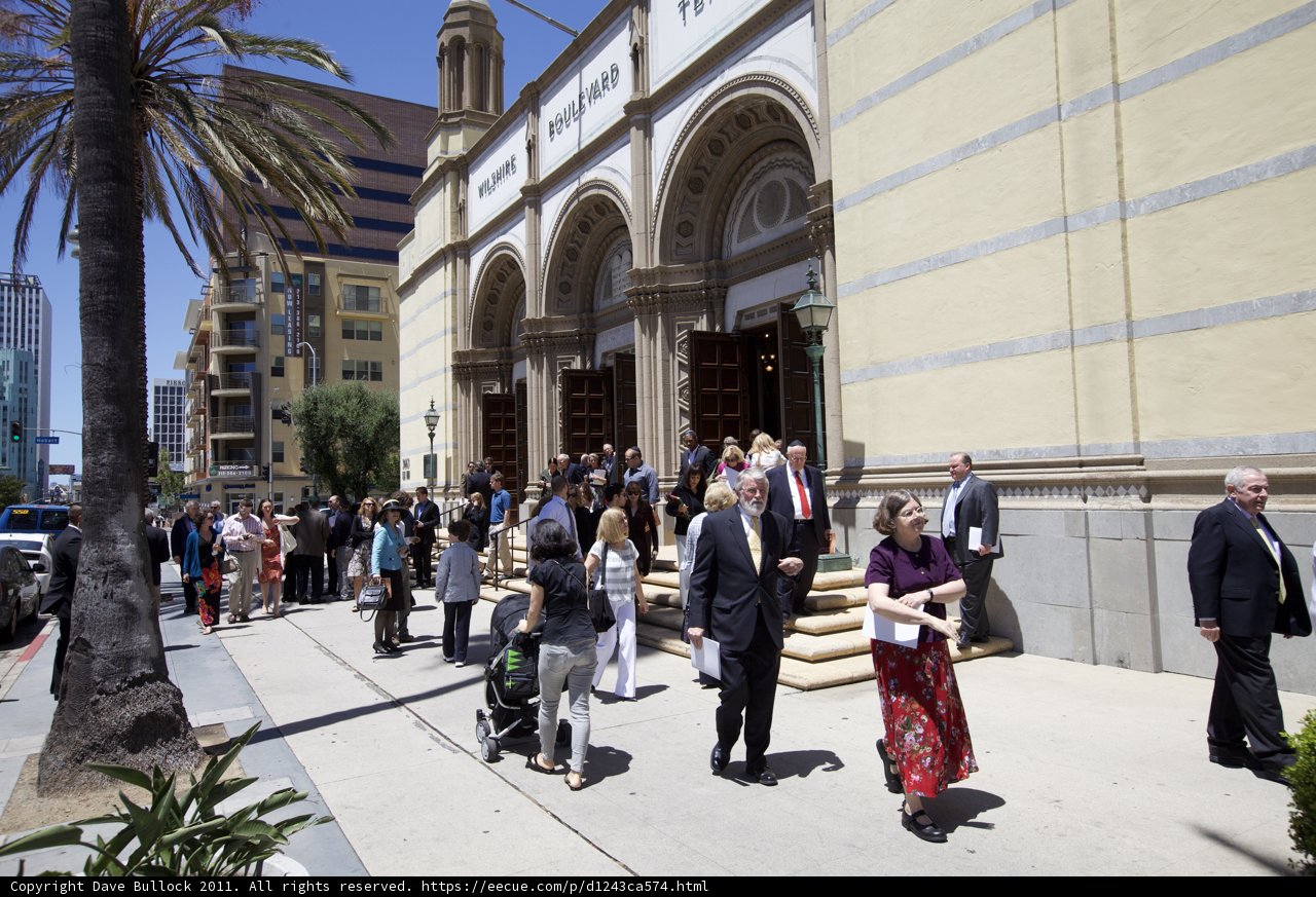 Church Crowd on Ordination Day