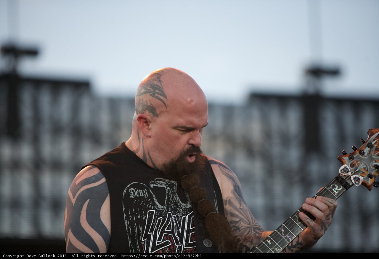 Tattooed Guitarist Rocks the Stage