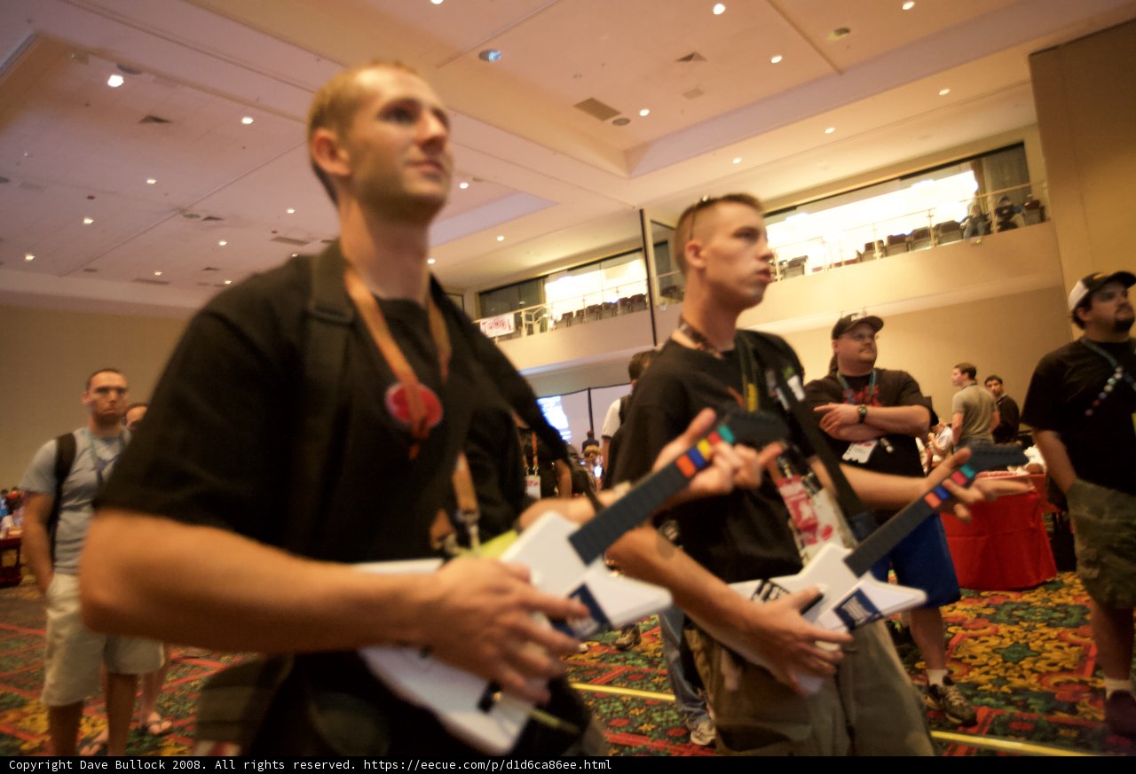 Jamming with the Crowd