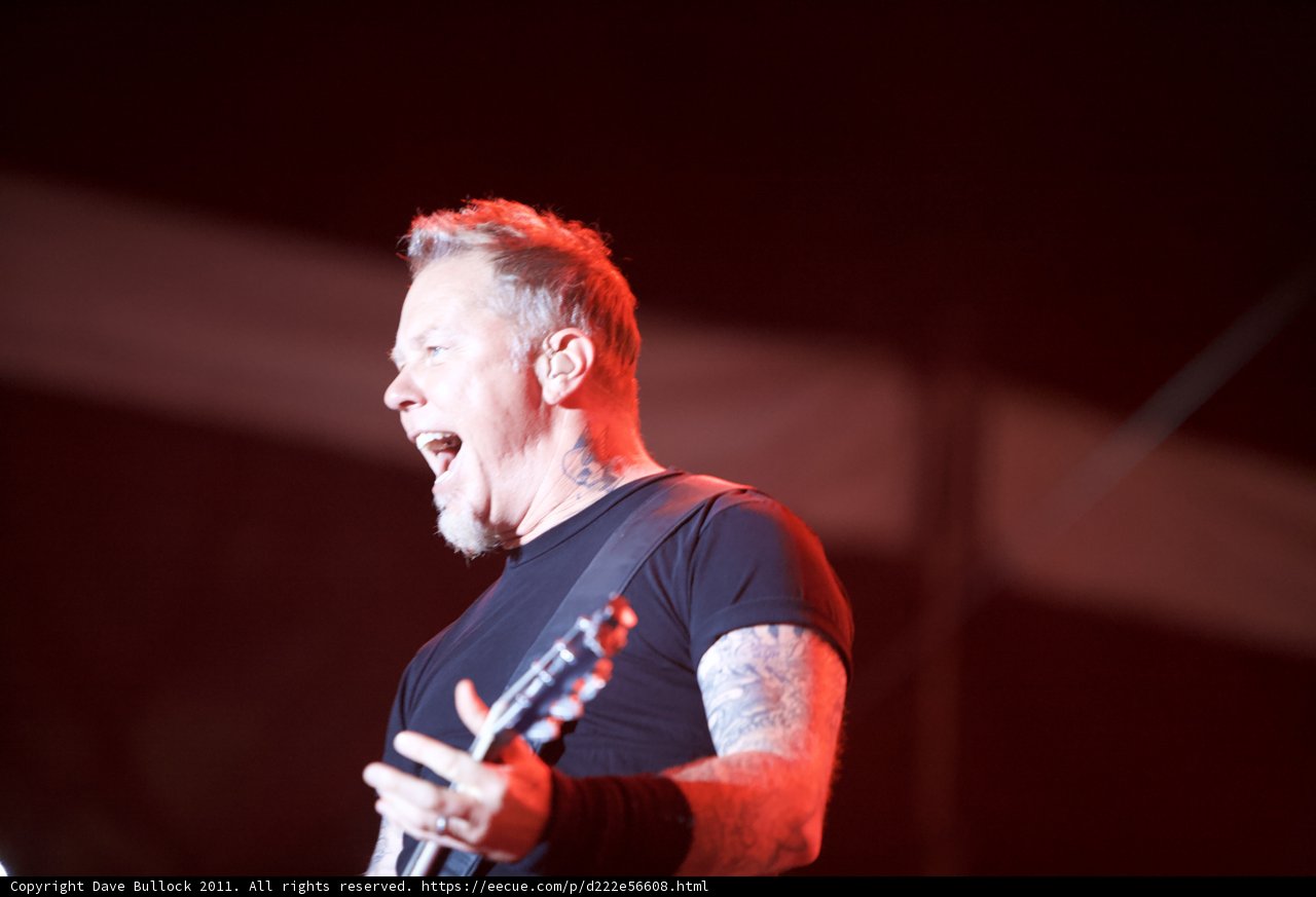 Metallica's James Hetfield rocks the crowd