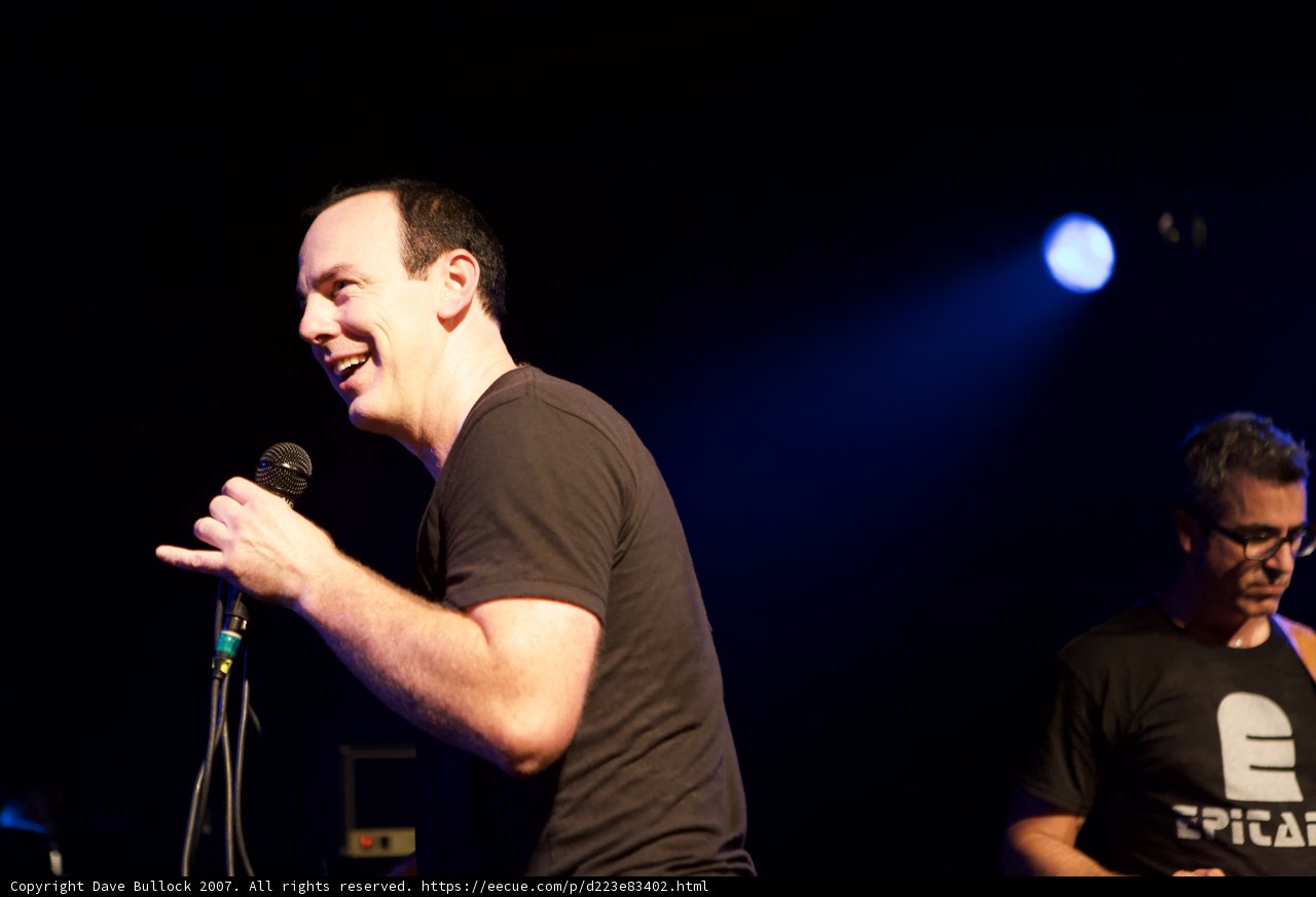 Spotlight on Brett Gurewitz's Solo Performance