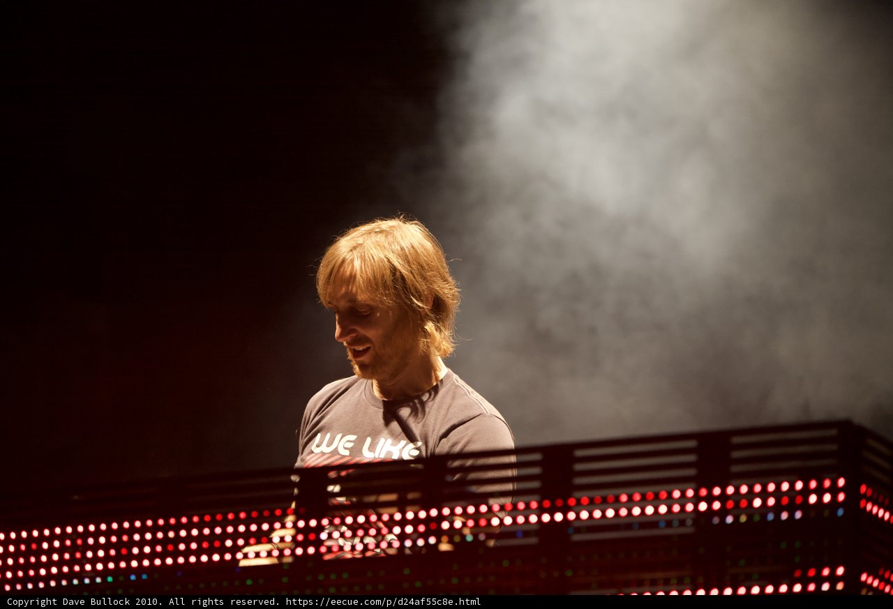 David Guetta electrifies Coachella's crowd with DJ set