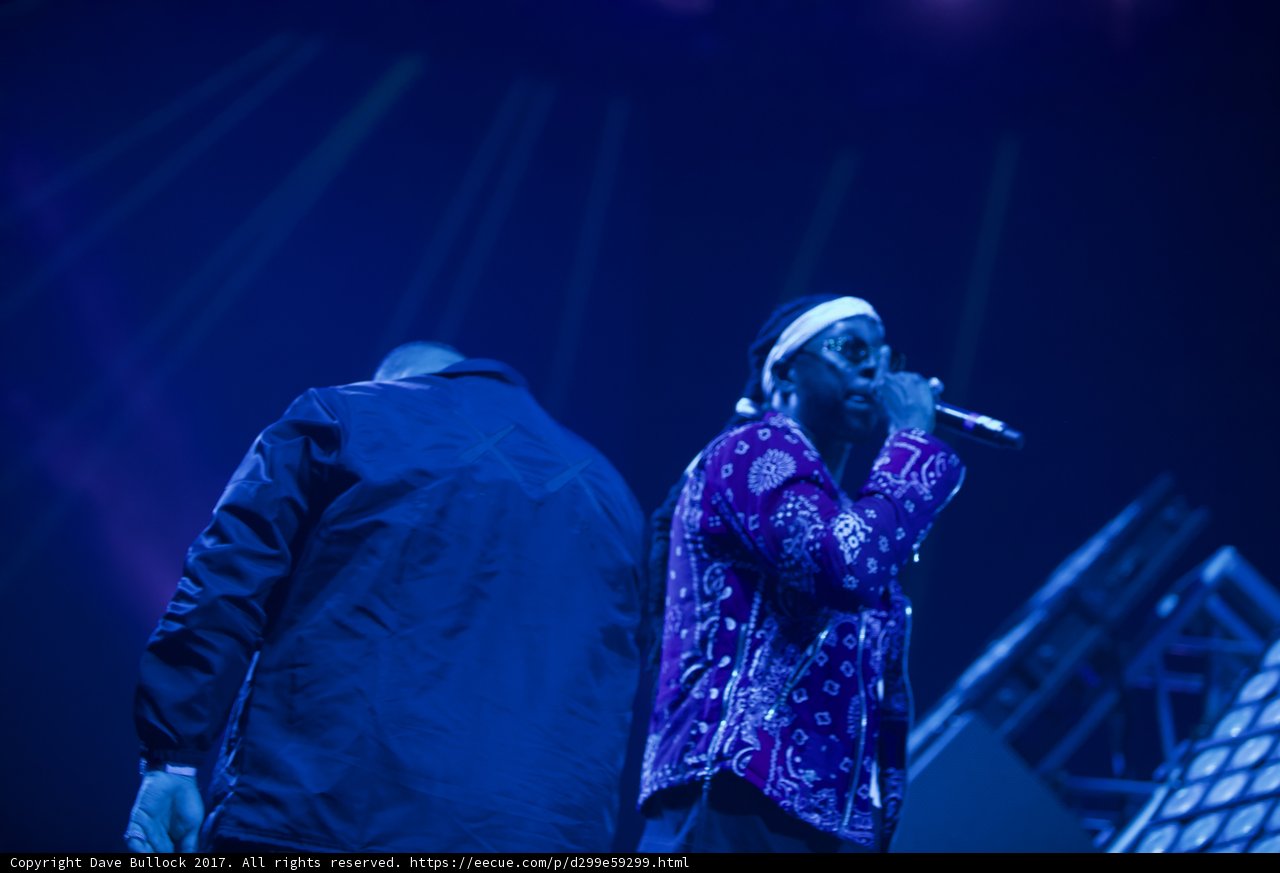 Dynamic Duo Rocks the Stage