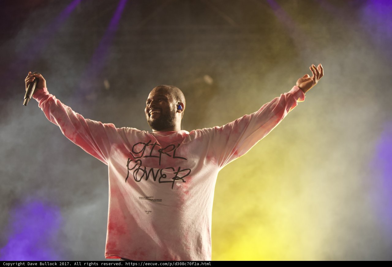 ScHoolboy Q Rocks the Crowd