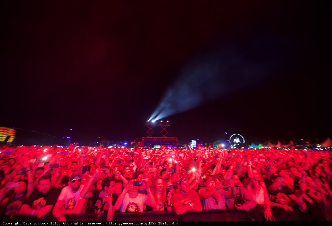 Red Lights and Rockin’ Crowds at Coachella