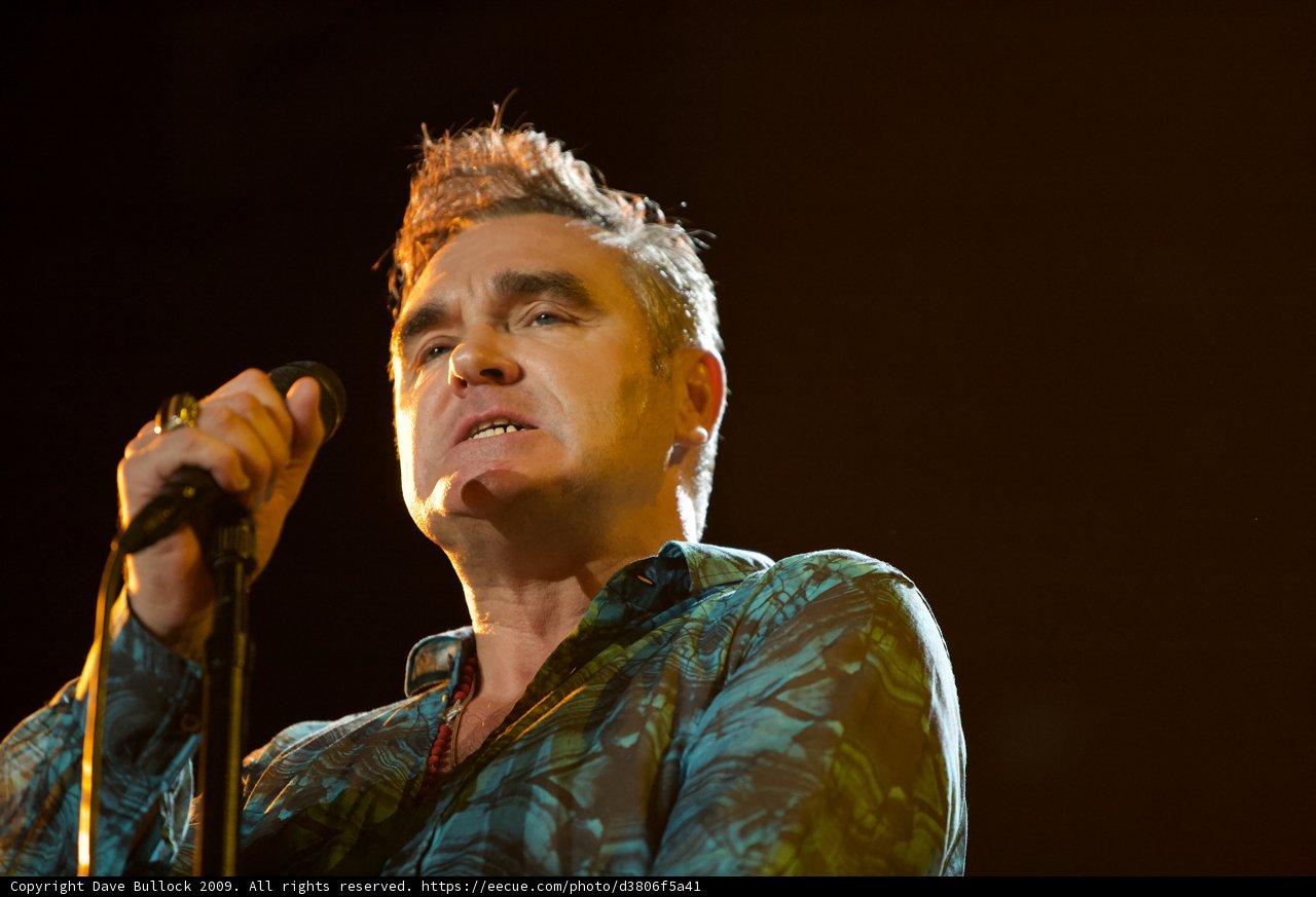 Morrissey Takes the Stage with His Microphone