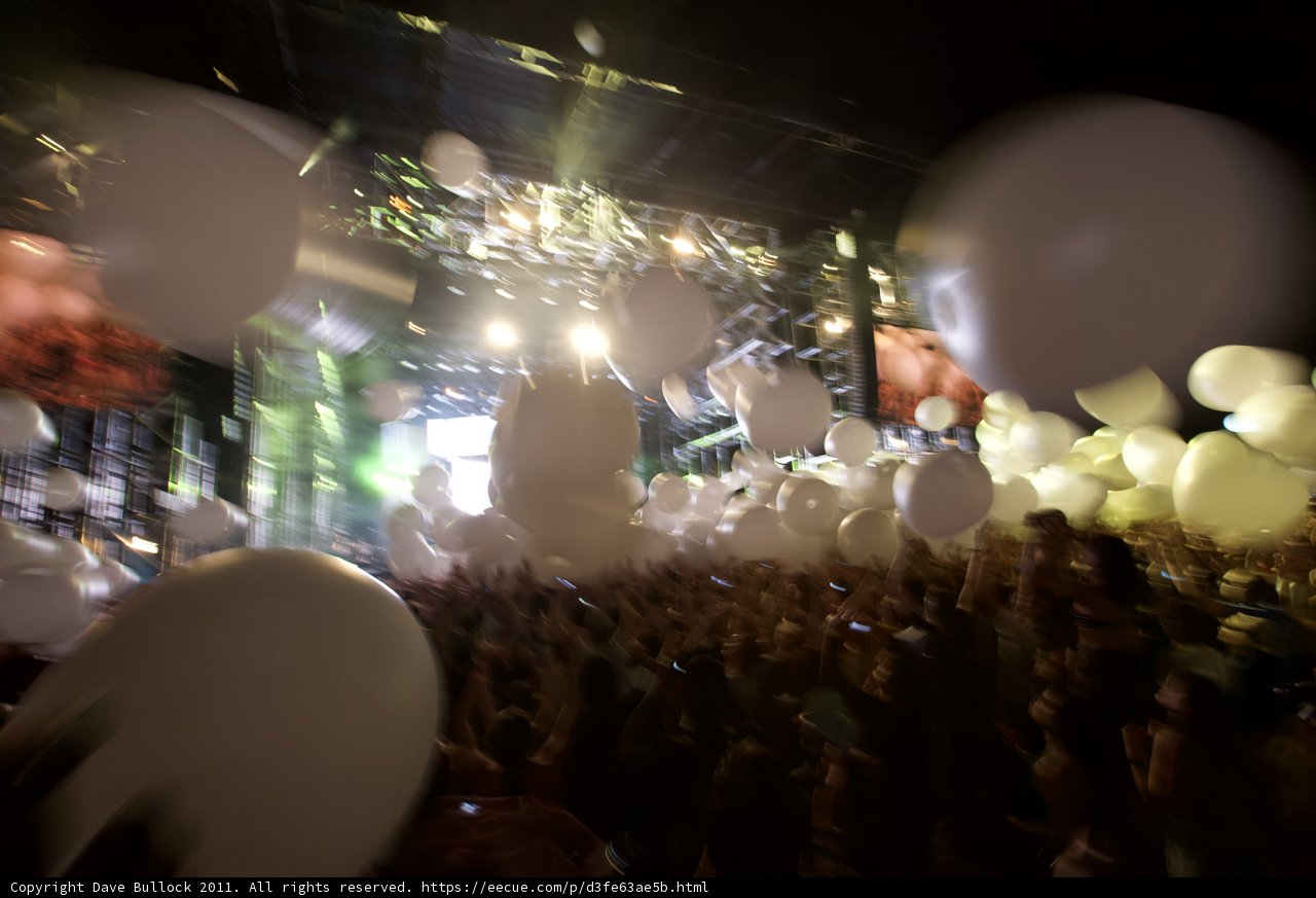 Balloons and Beats at Coachella