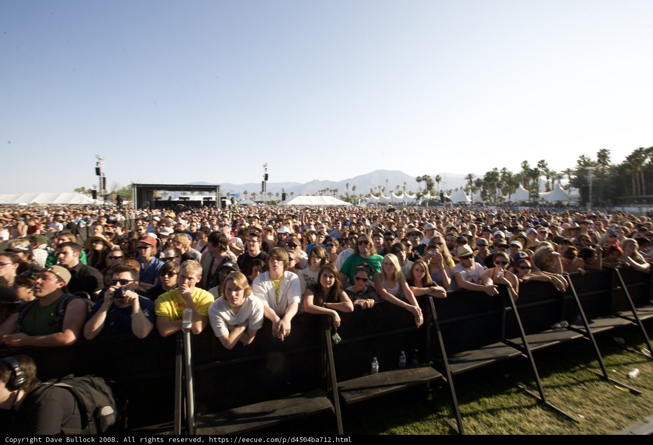 Coachella 2008: The Massive Music Crowd