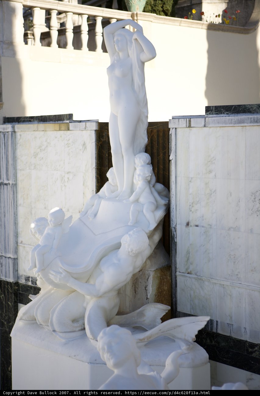 The Elegant Statue