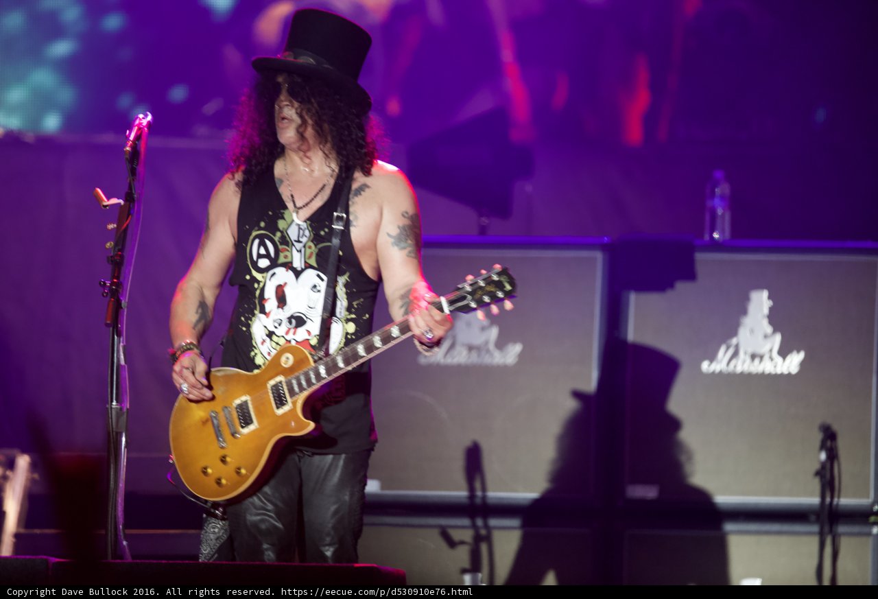 Slash Shreds at Coachella 2016