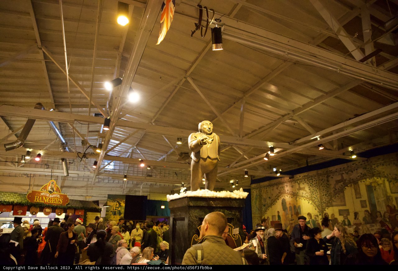 Echoes of Art and Culture at the 2023 Dickens Christmas Fair