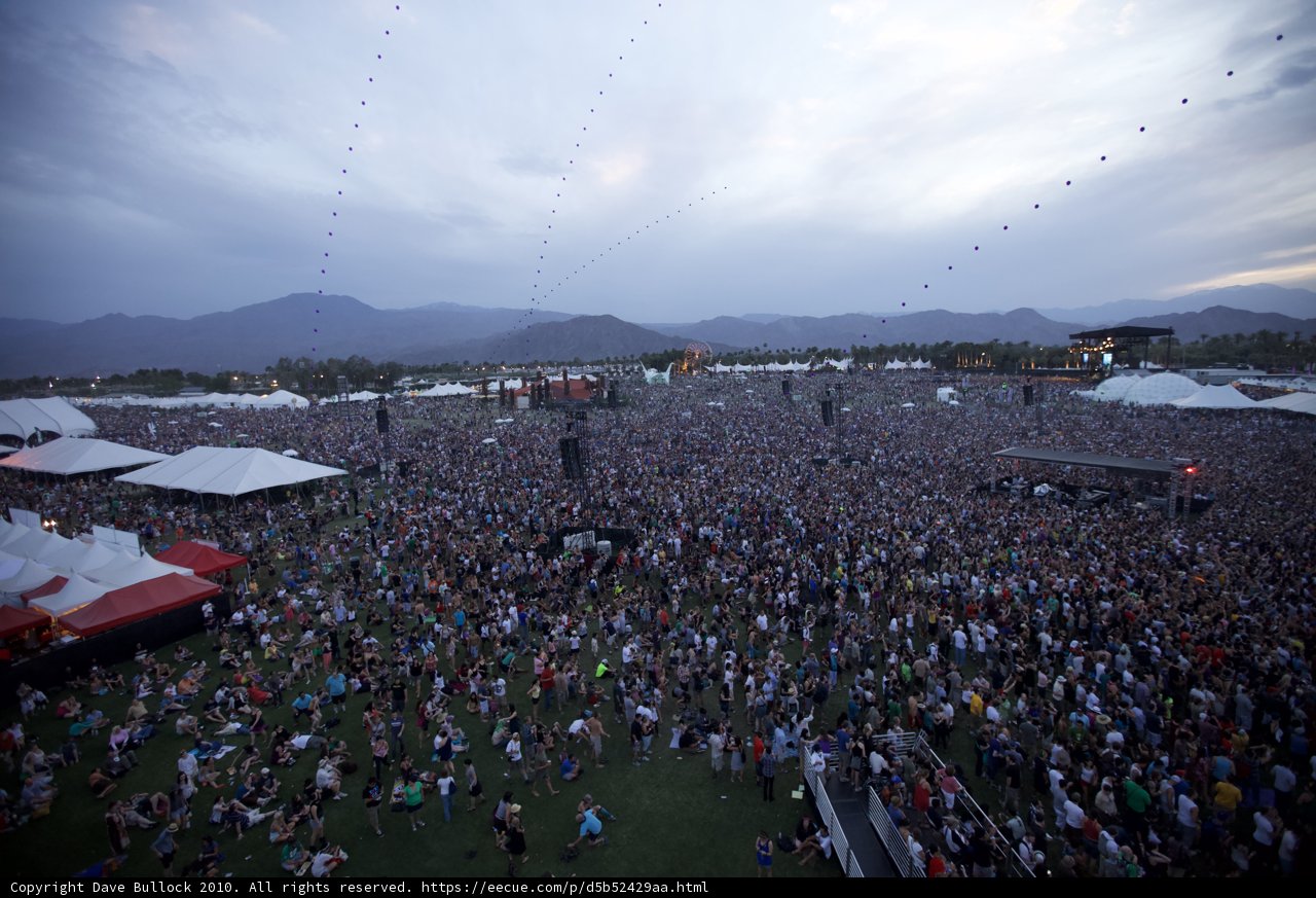 The Thrill of the Crowd: Coachella Festival 2010