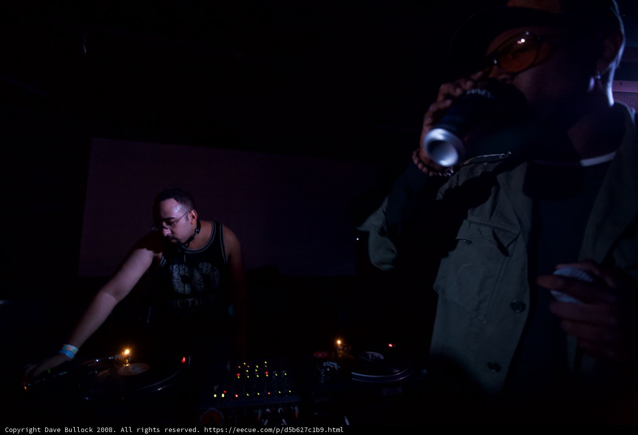 Musical Duo Lights Up the Night