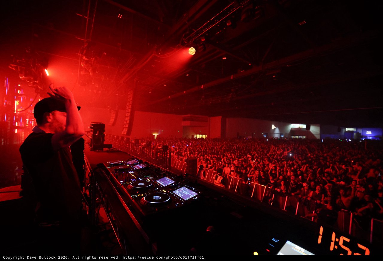 DJ Commands Massive Crowd at Wobbleland 2026