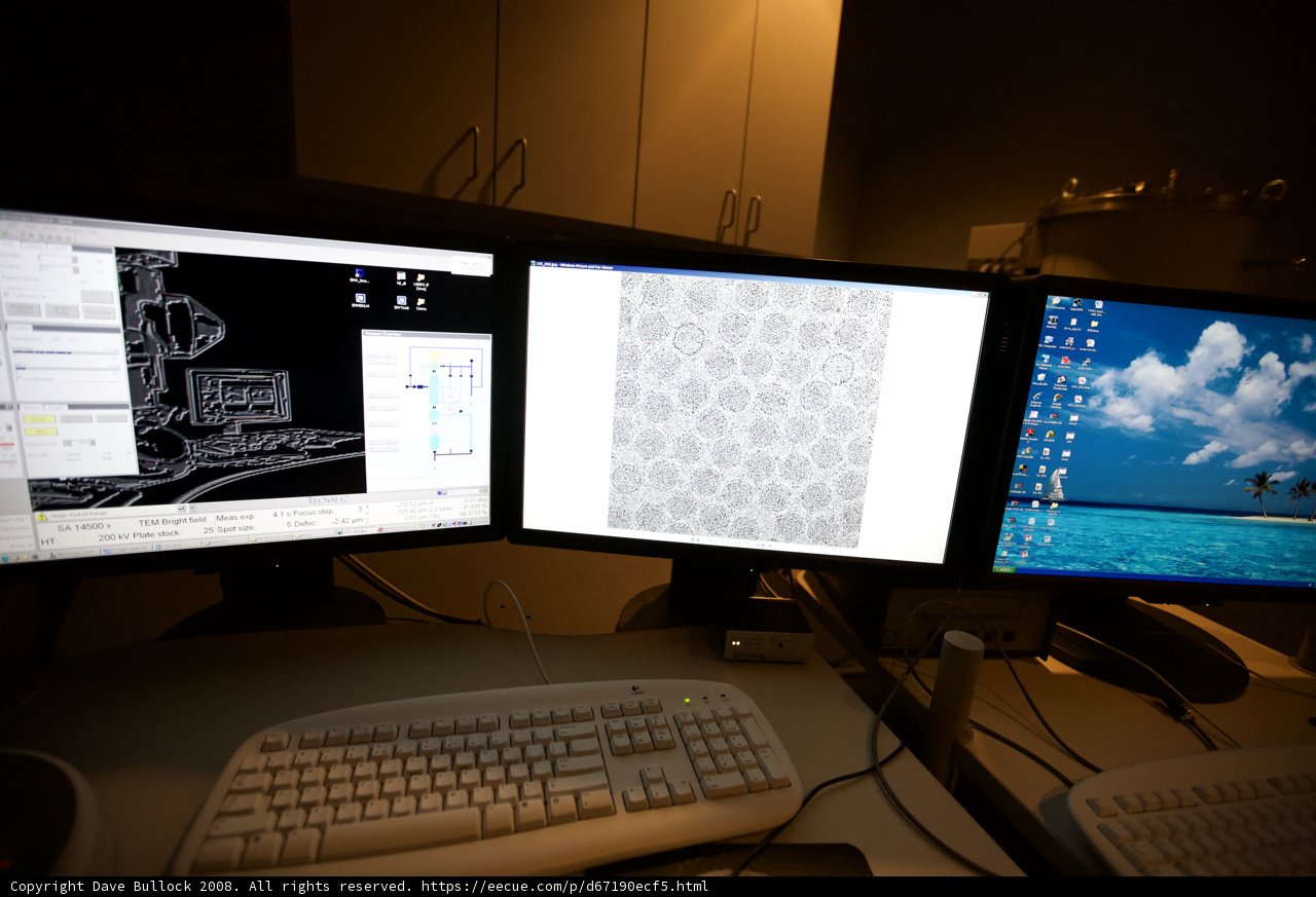 Dual Monitors and Keyboard Set-Up at UCLA CNSI in 2008