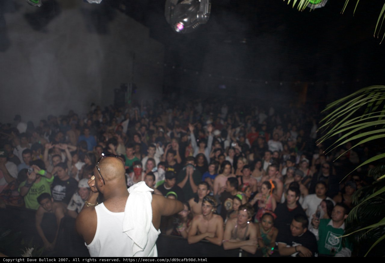 Spotlight on the Urban Nightlife
