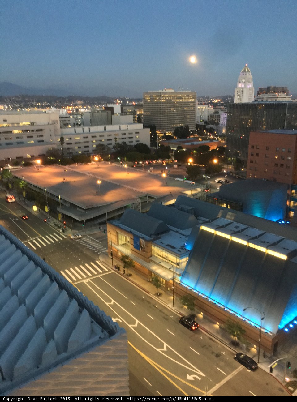 Lunar Goodbye over the Los Angeles Metropolis