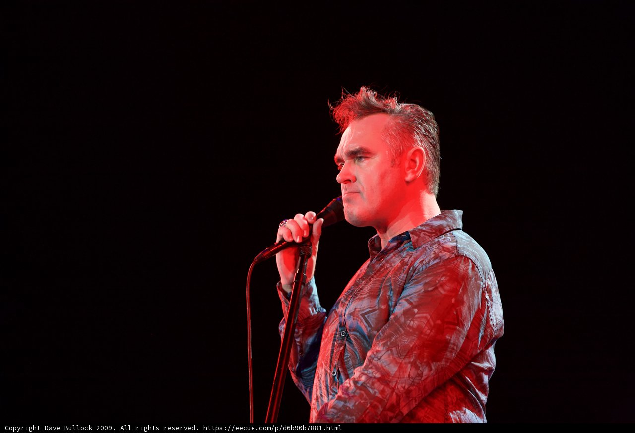 Morrissey rocks the mic at Coachella 2009