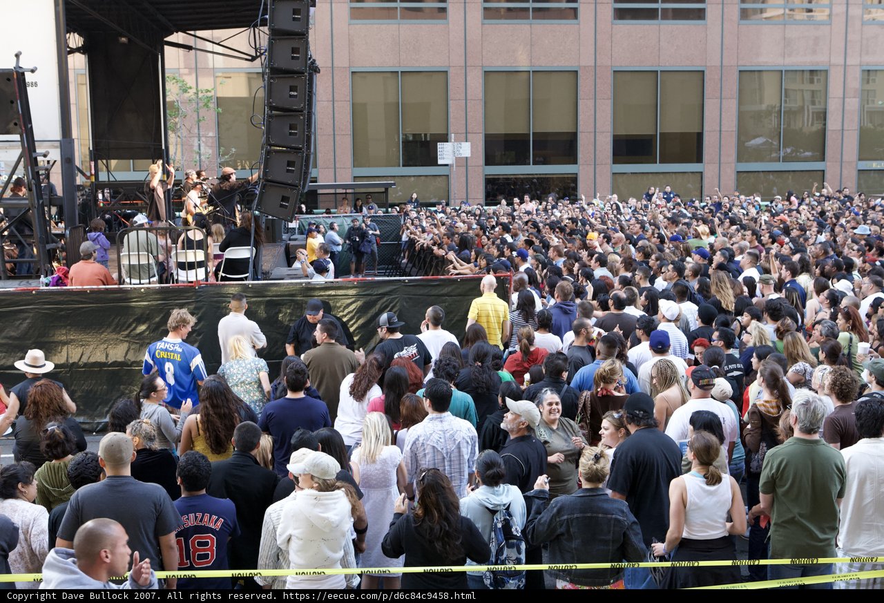 Grand Concert Crowd