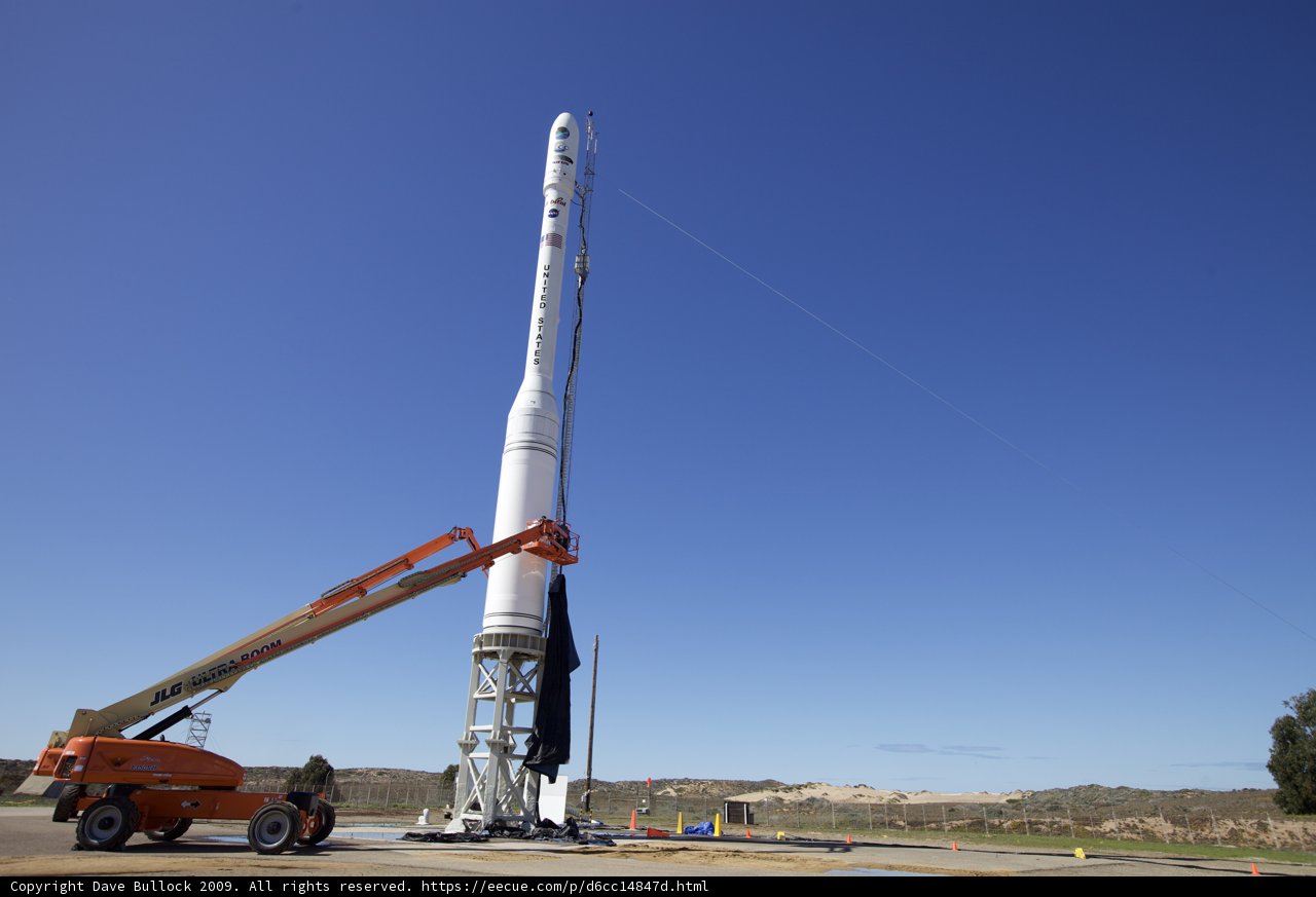 The Mighty Rocket on Earth