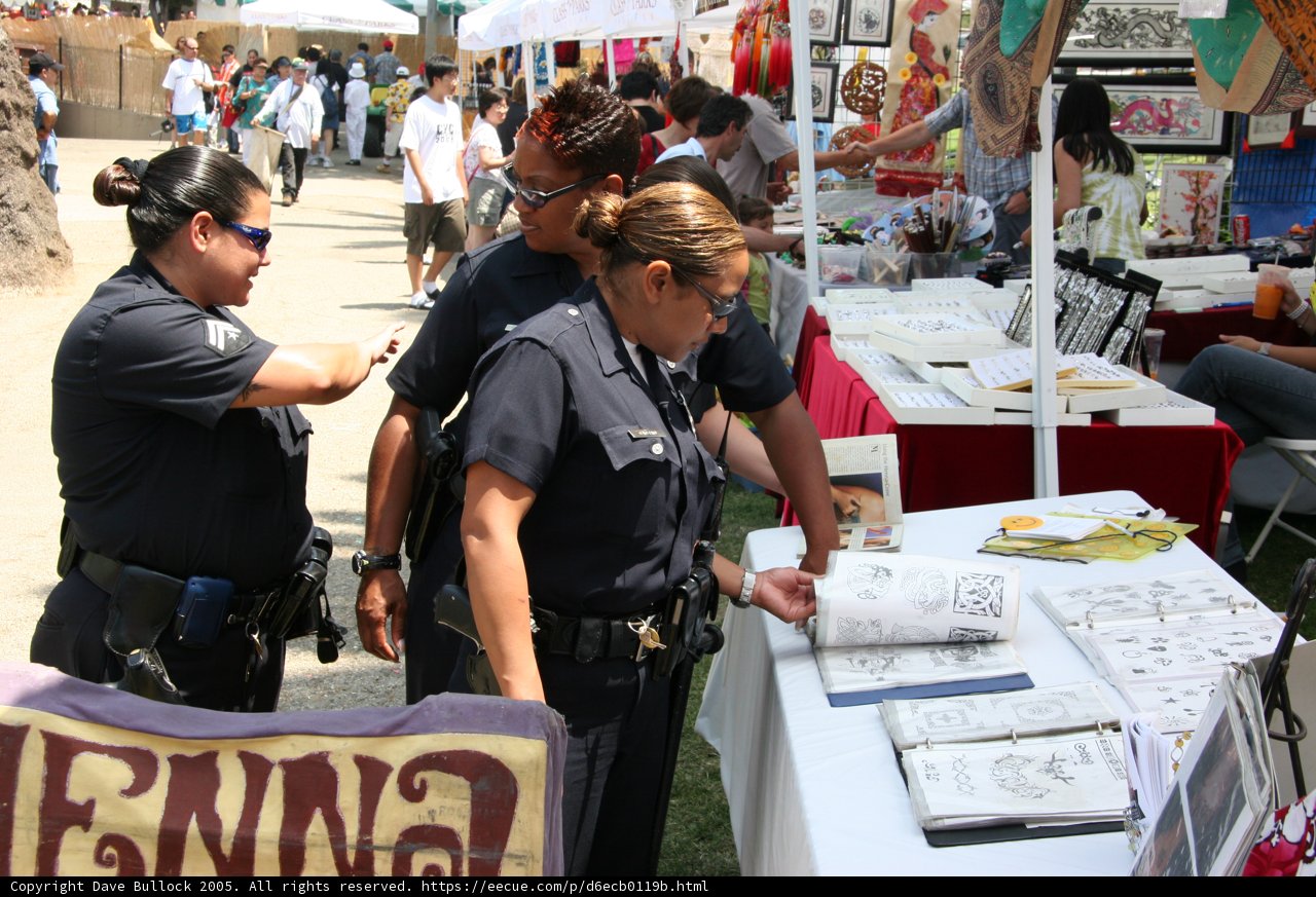 Police Officers Promote Literacy at Community Event