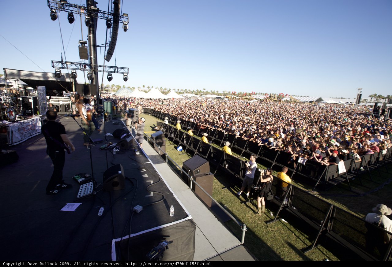 Massive Crowd Enjoys Outdoor Concert