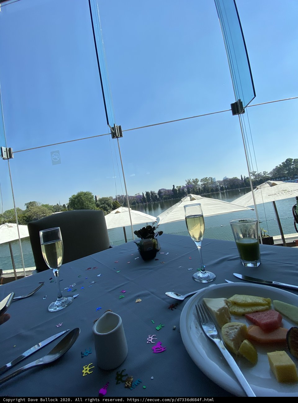 Outdoor Dining in Chapultepec Park