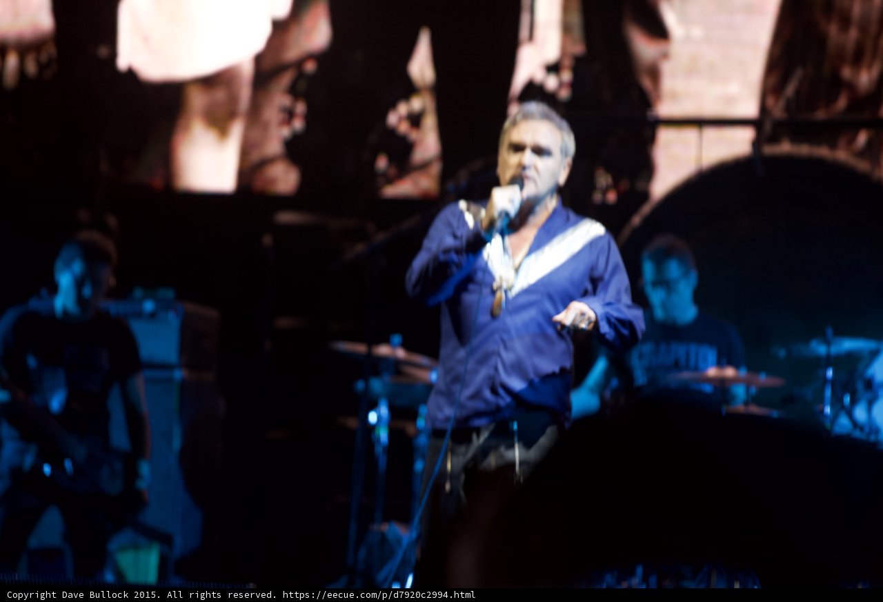 Morrissey Singing Hand Gesturing Blue Shirt Bassist Drummer Glasses Capitol Tee Gong Smiths Screen