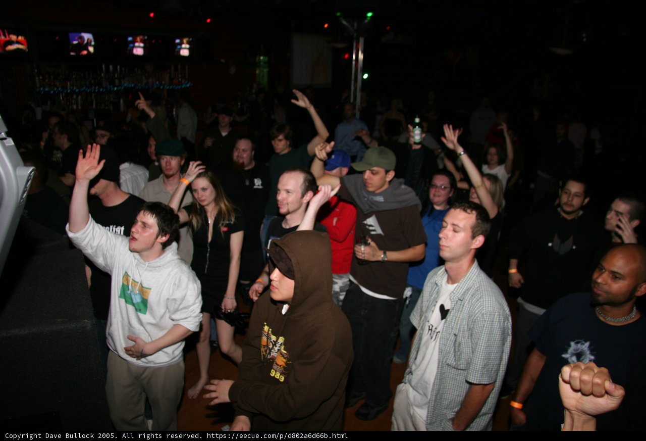 Partygoers Raise the Roof at Urban Nightclub