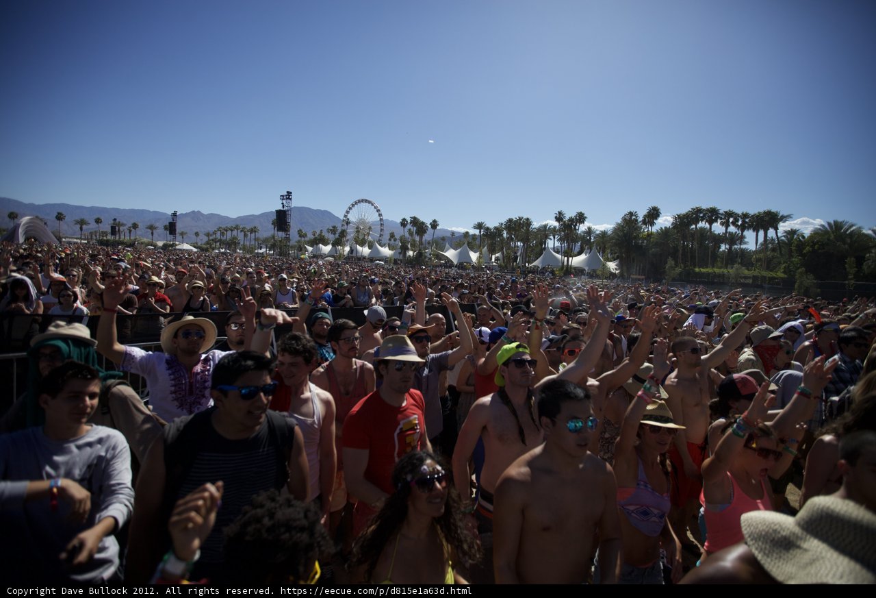 Coachella 2012: Saturday Night Crowd