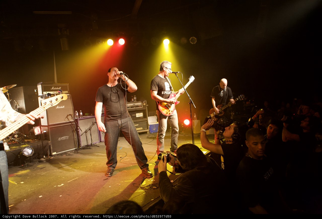 Bad Religion Rocks the Glasshouse