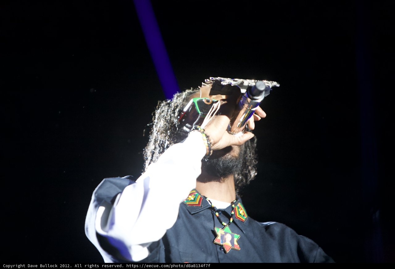Snoop Dogg Rocks London's O2 Arena